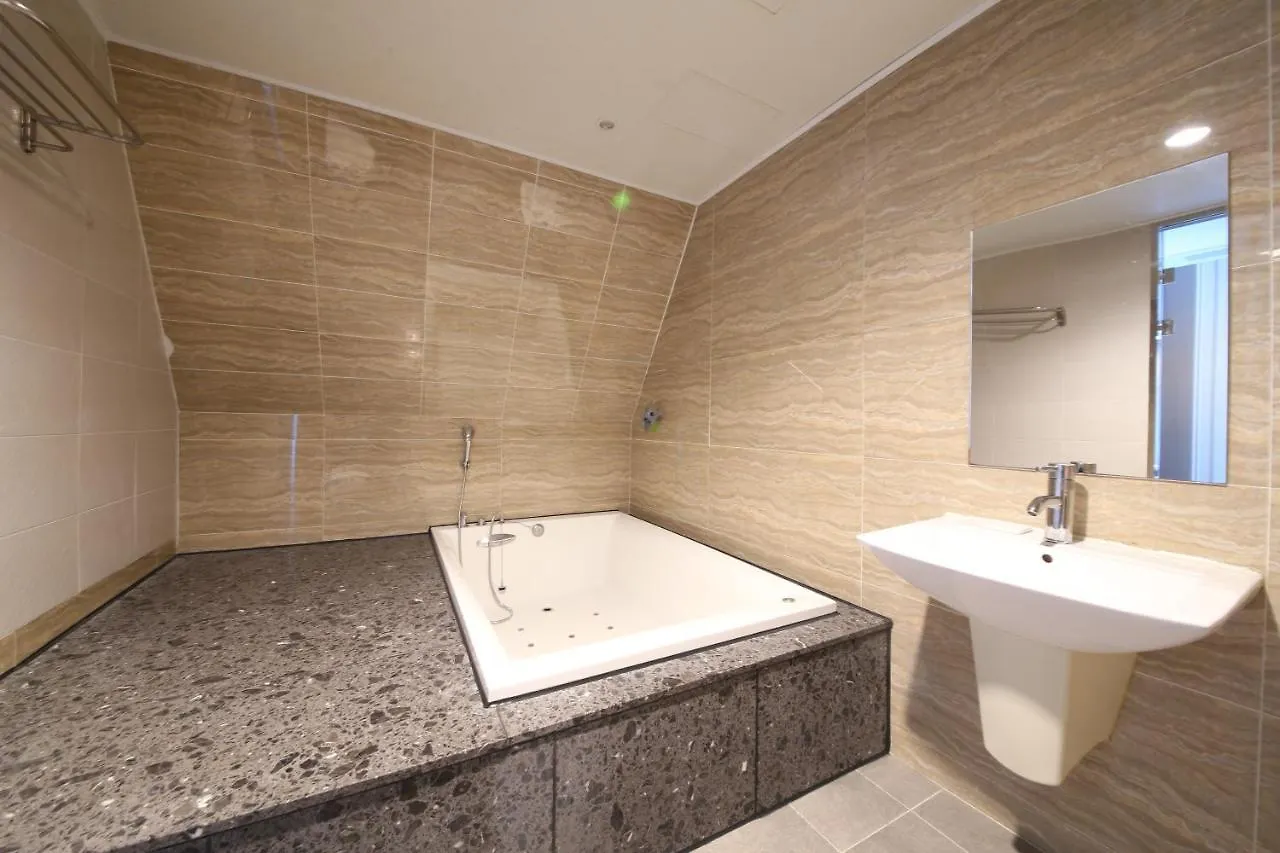 Moonbay Hotel Busan